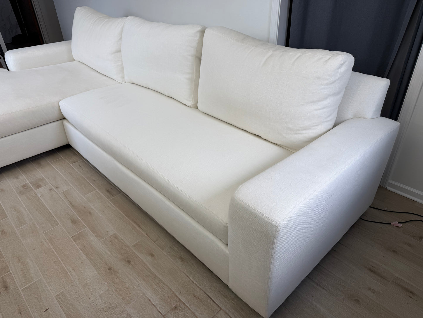 Pottery Barn Big Sur 2-Piece Sectional
